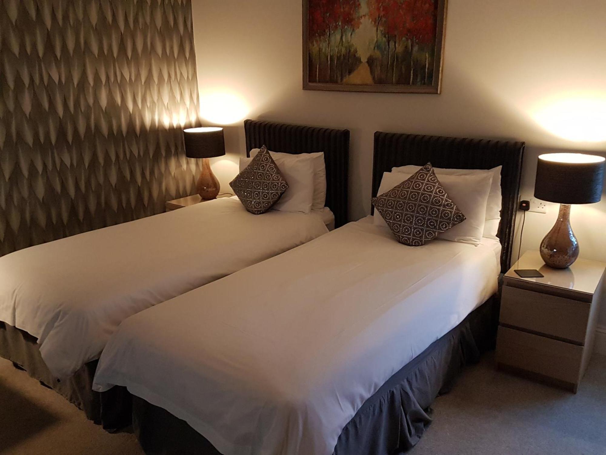 The Keep Boutique Hotel Йовіл Номер фото
